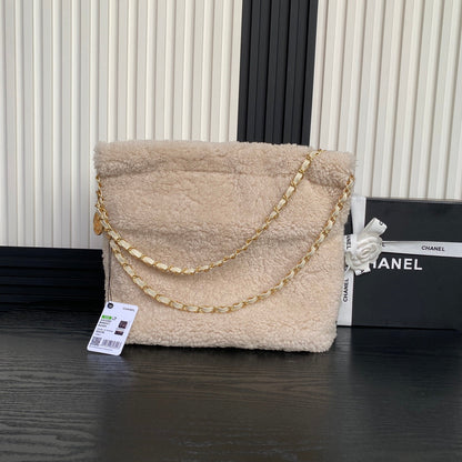 CHANEL 24K Hobo 22 Bag 35cm Beige Wool Fur