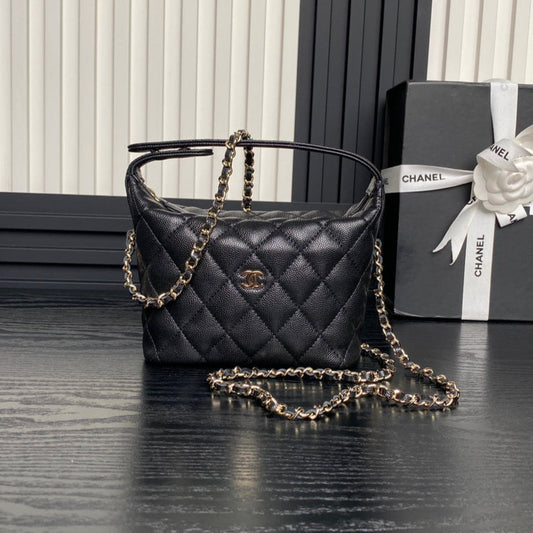 CHANEL 25C Hobo Bag 21.5cm Top Handle Black Grained Calfskin