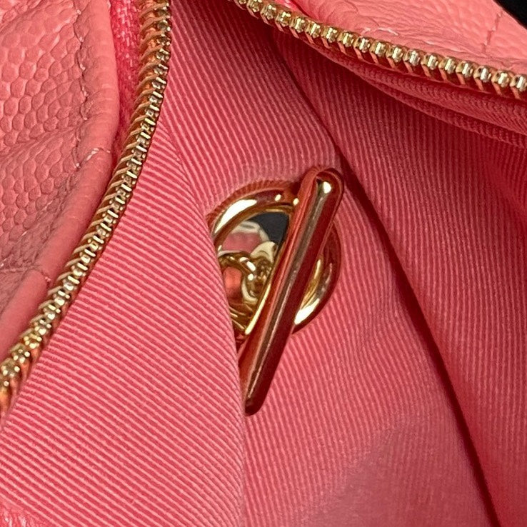 CHANEL 25C Hobo Bag 21.5cm Top Handle Dark Pink Grained Calfskin