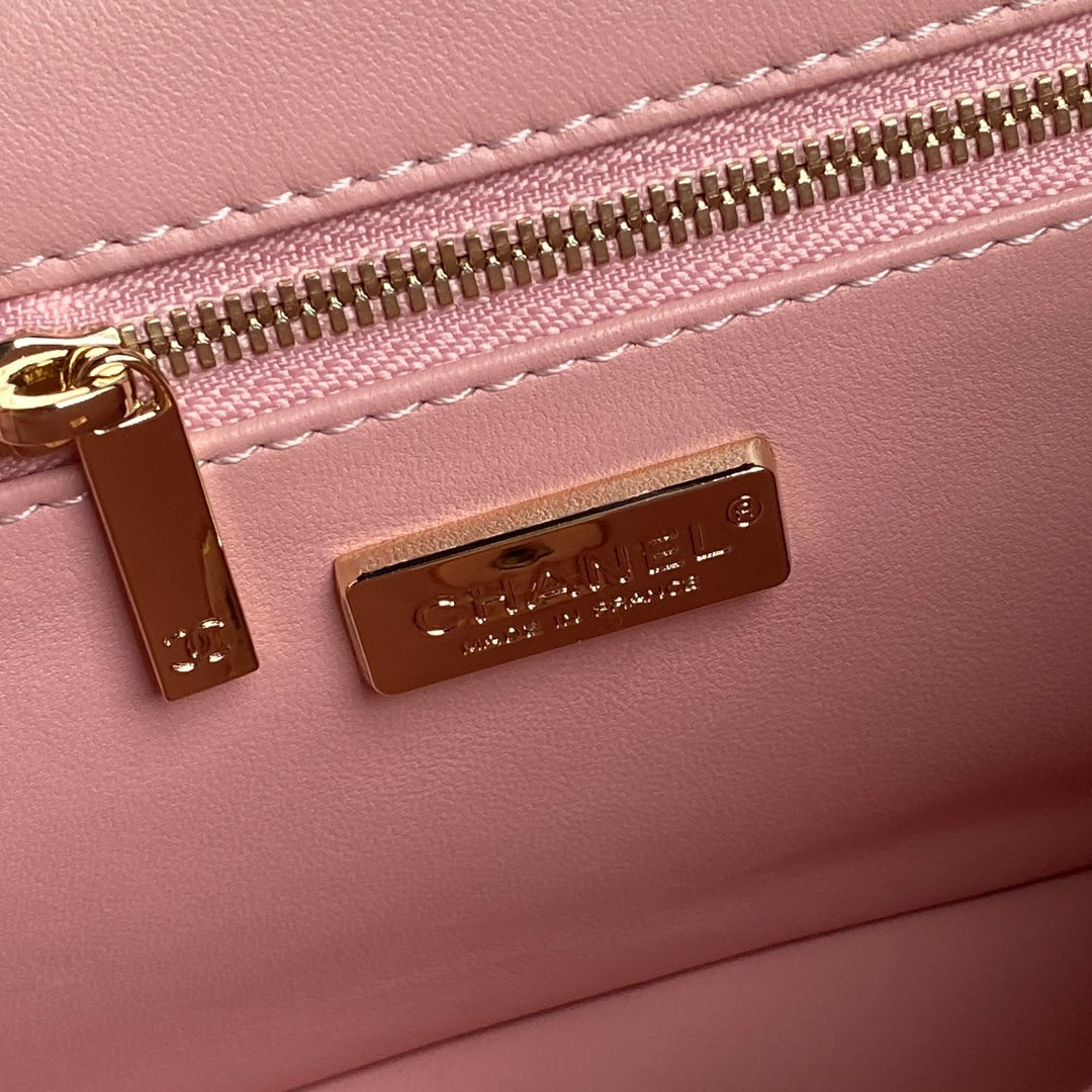 CHANEL 24K Flap Bag 20cm Pink Sequin
