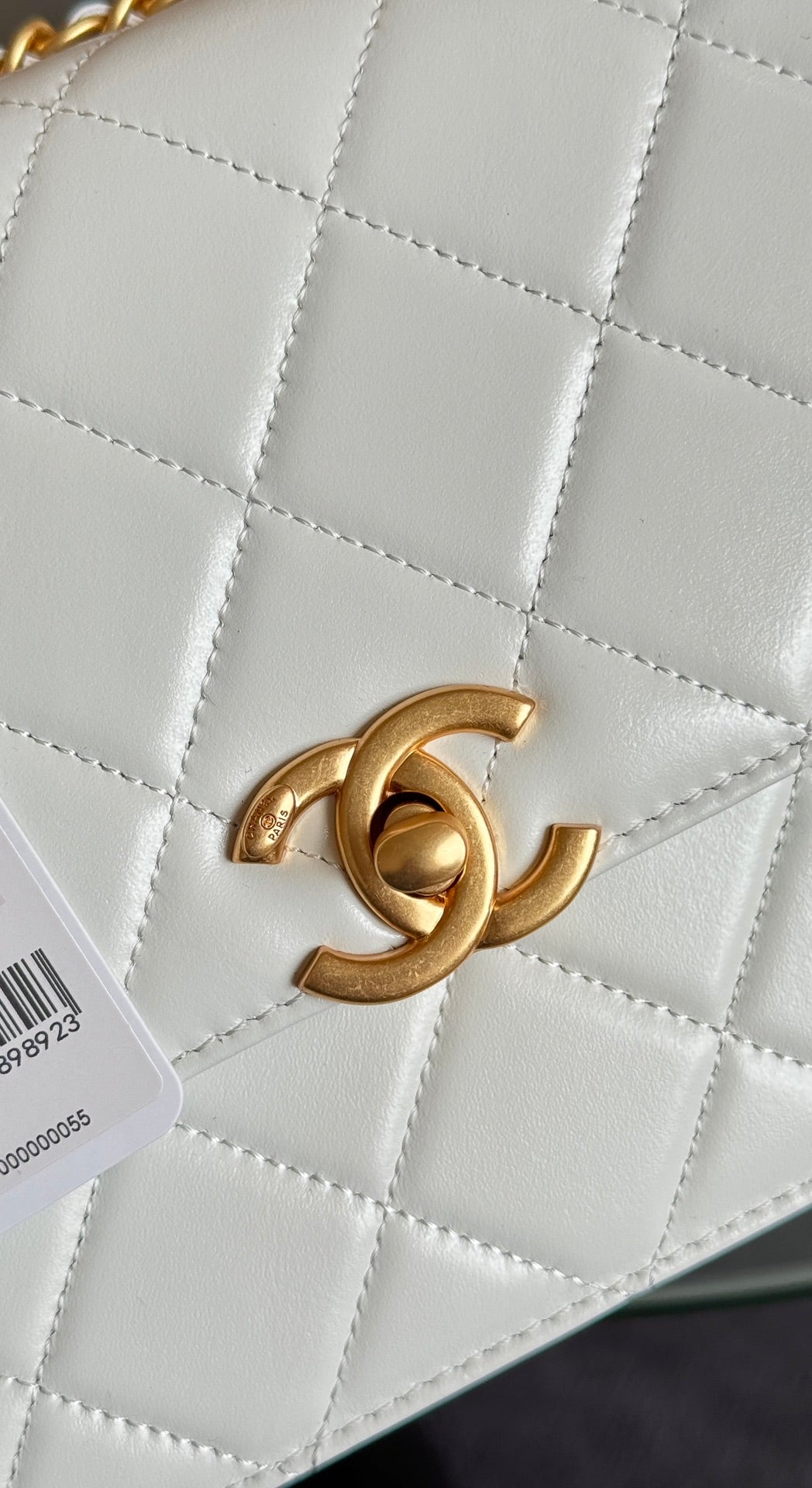 CHANEL Mini Flap 19cm White Lambskin Gold Hardware