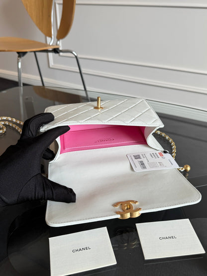 CHANEL Mini Flap 19cm White Lambskin Gold Hardware