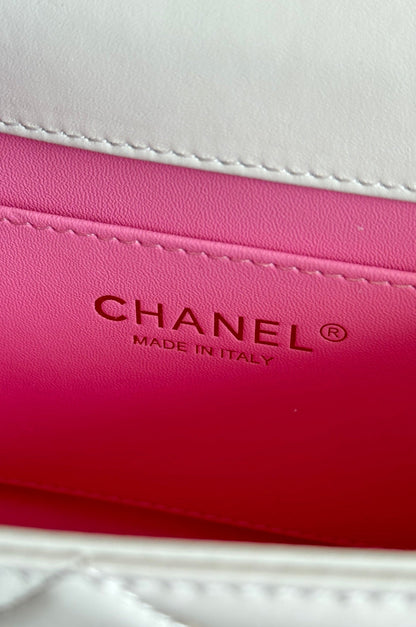 CHANEL Mini Flap 19cm White Lambskin Gold Hardware