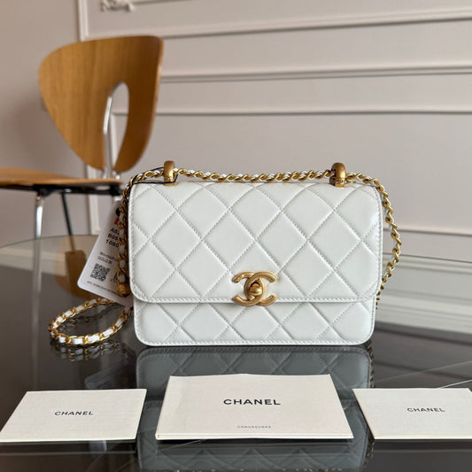 CHANEL Mini Flap 19cm White Lambskin Gold Hardware