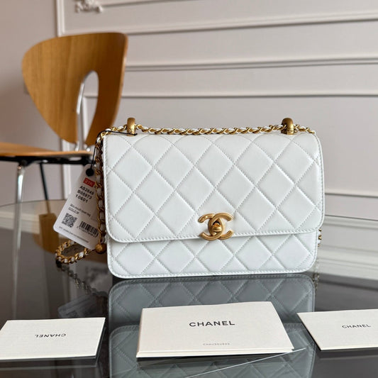 CHANEL Mini Flap 22cm White Lambskin Gold Hardware