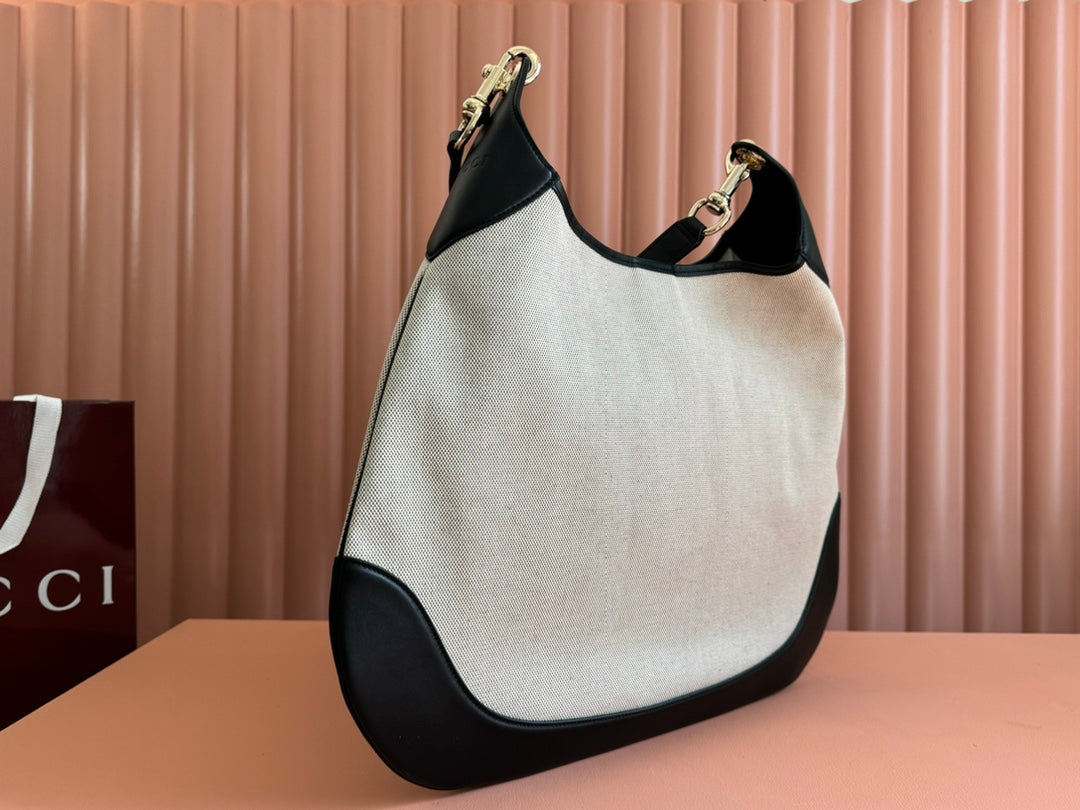 Gucci BODY MEDIUM SHOULDER BAD 49 IN NATURAL CANVAS AND BLACK CALFSKIN GOLD HARDWARE