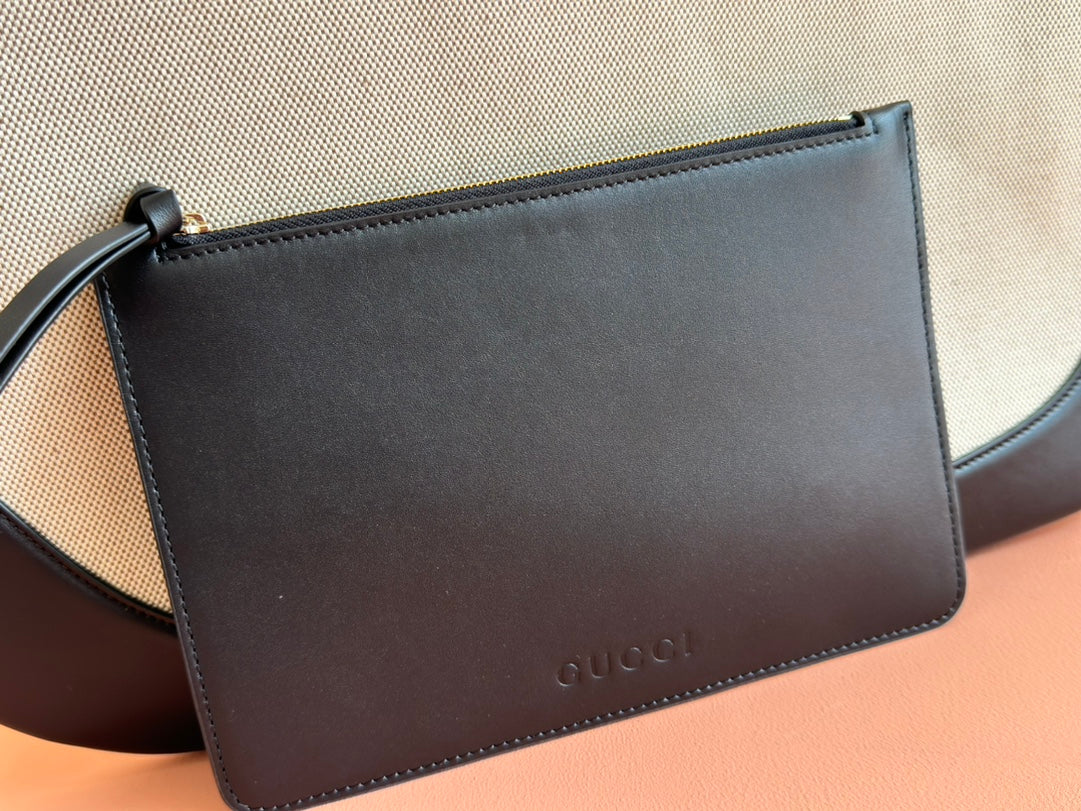 Gucci BODY MEDIUM SHOULDER BAD 49 IN NATURAL CANVAS AND BLACK CALFSKIN GOLD HARDWARE