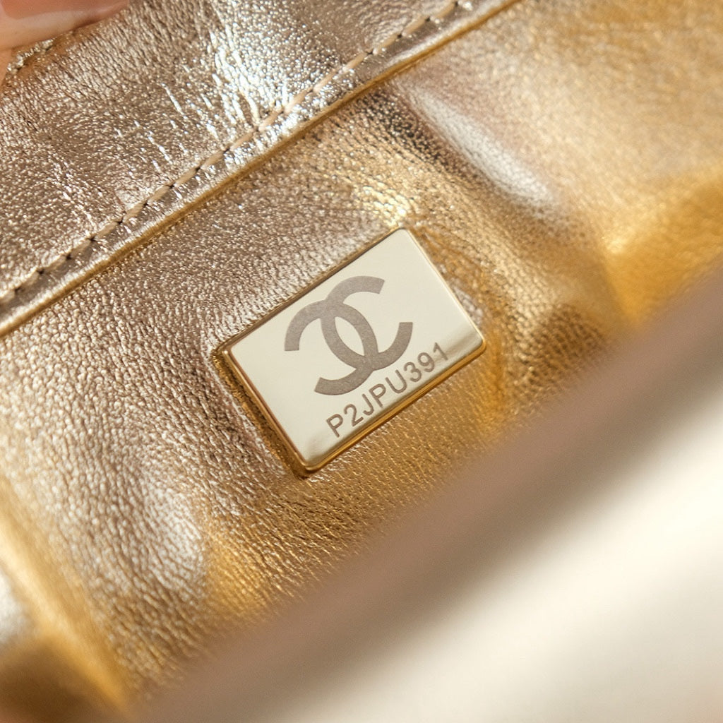 CHANEL 25C Flap Bag 21cm Dense Sequin White Calfskin