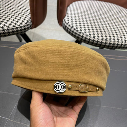 CHANEL BERET HAT IN PEANUT BROWN FABRIC 419383