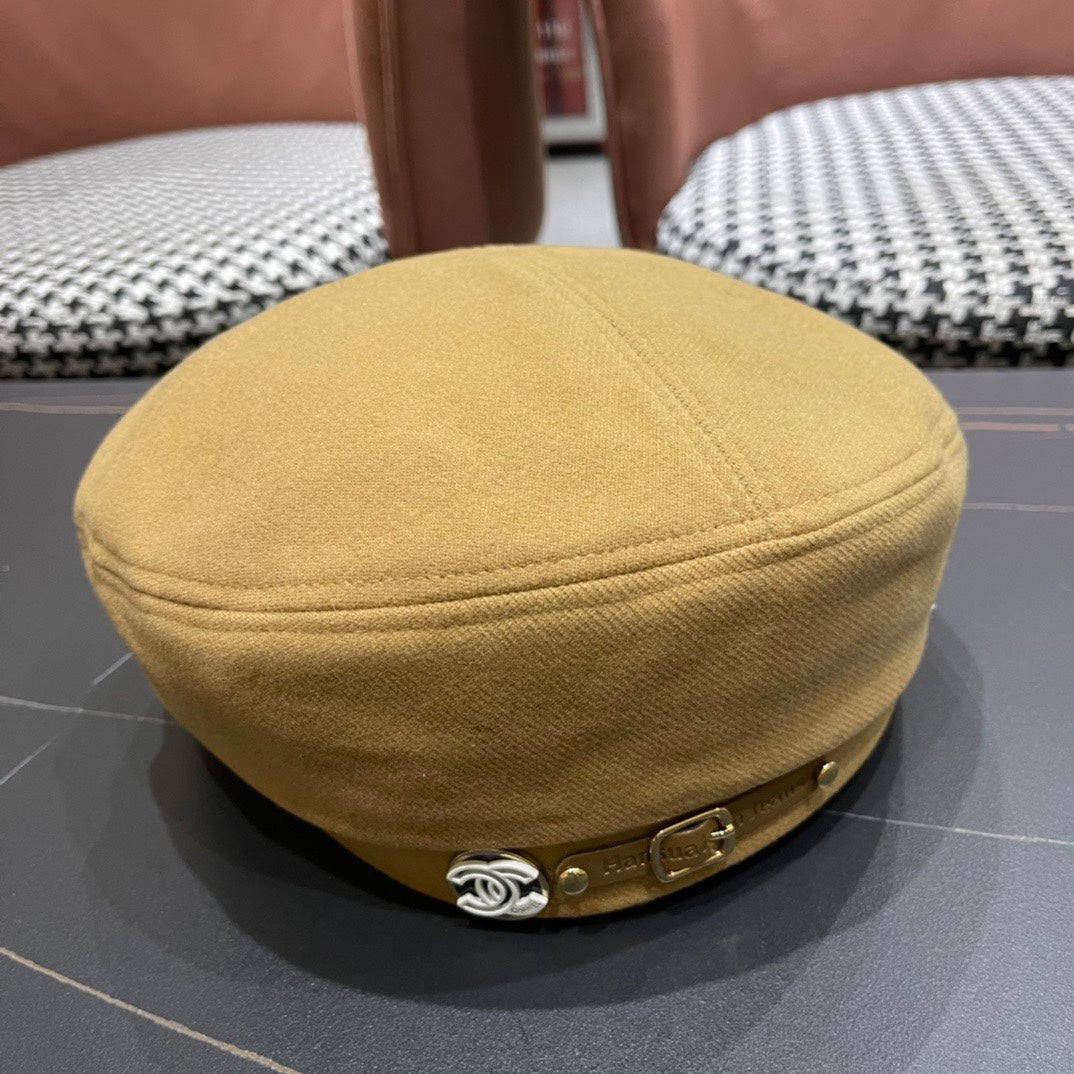 CHANEL BERET HAT IN PEANUT BROWN FABRIC 419383