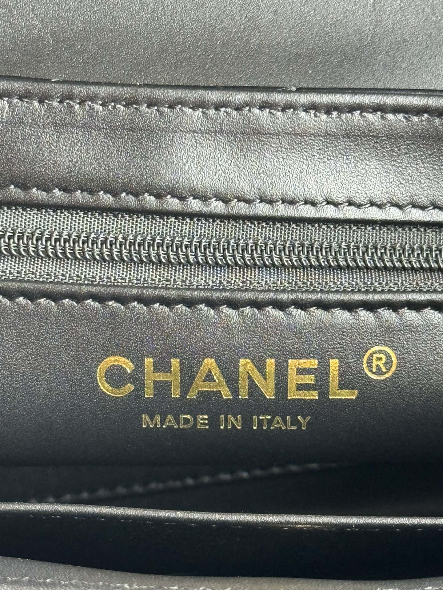 CHANEL 24a nano 19cm kelly shopper bag black lambskin