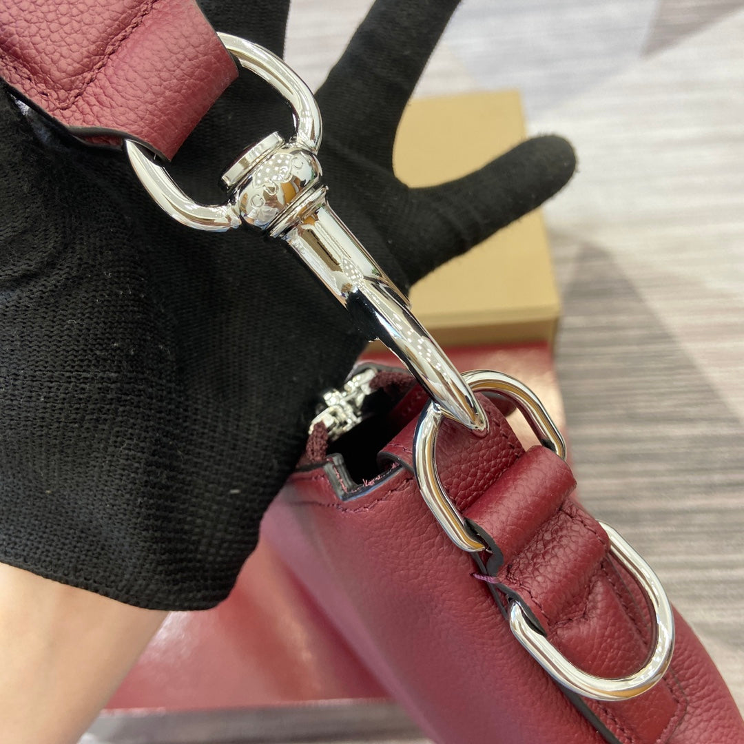 Gucci BODY SHOULDER BAG 40 IN BURGUNDY RED CALFSKIN SILVER HARDWARE