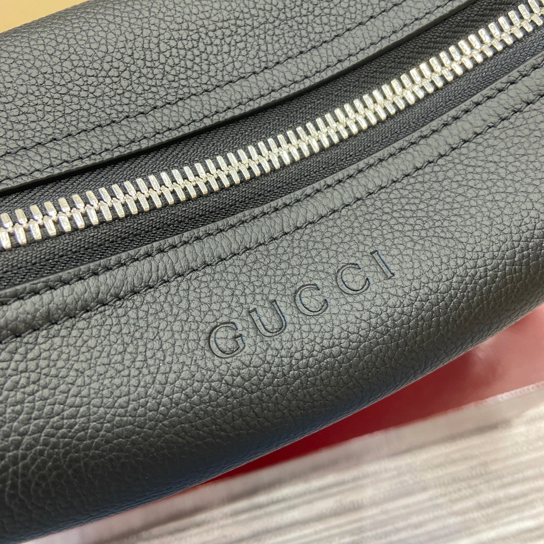 Gucci BODY SHOULDER BAG 40 IN BLACK CALFSKIN SILVER HARDWARE