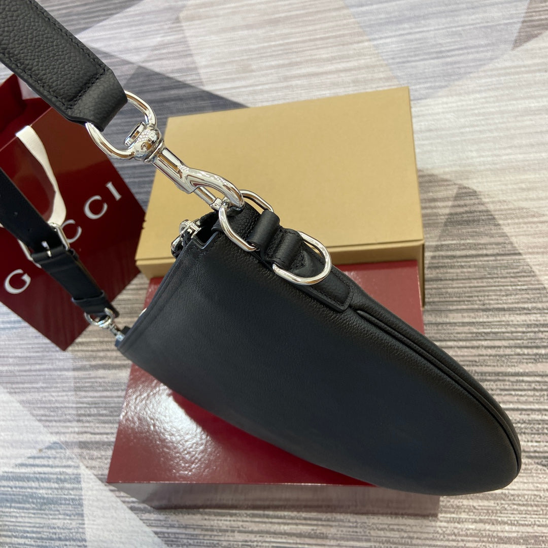 Gucci BODY SHOULDER BAG 40 IN BLACK CALFSKIN SILVER HARDWARE