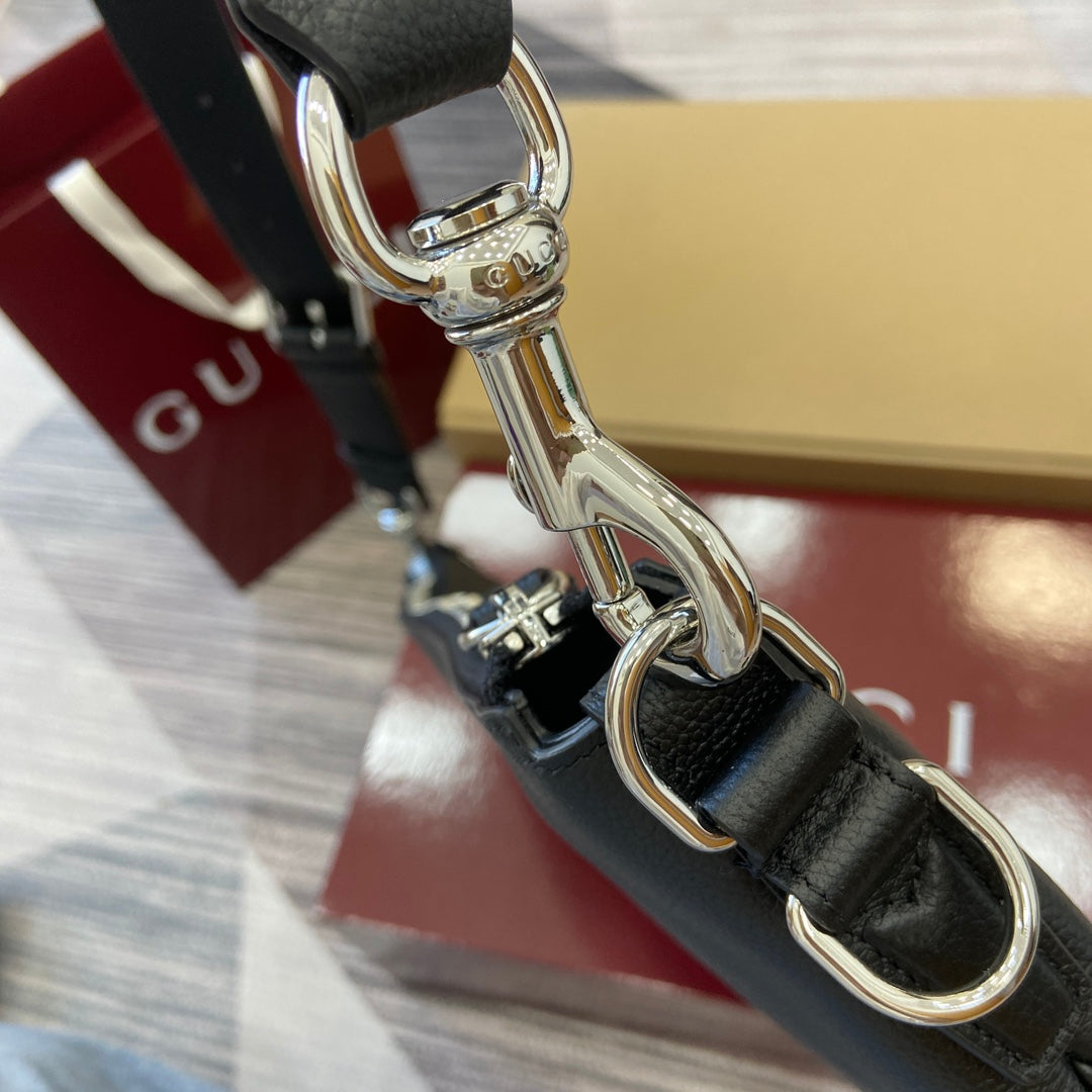 Gucci BODY SHOULDER BAG 40 IN BLACK CALFSKIN SILVER HARDWARE