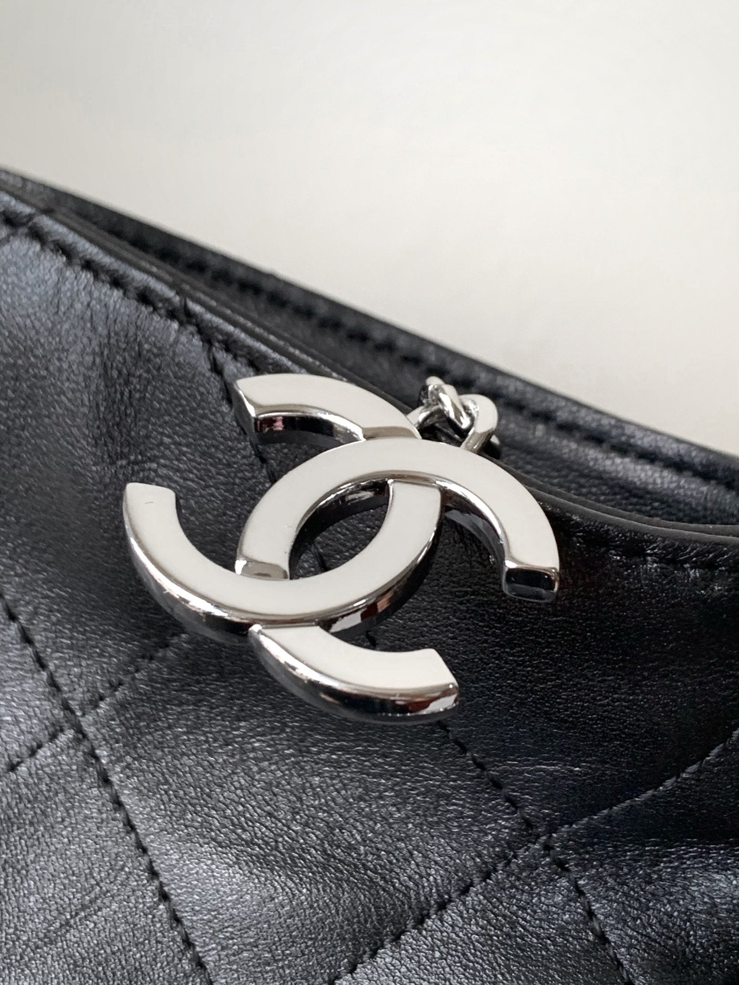 CHANEL Vintage Hobo Bag 40cm Black Lambskin Silver Hardware