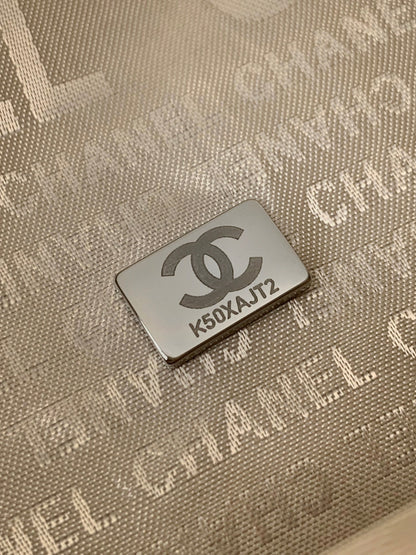 CHANEL Vintage Hobo Bag 40cm Silver Metalic Lambskin Silver Hardware