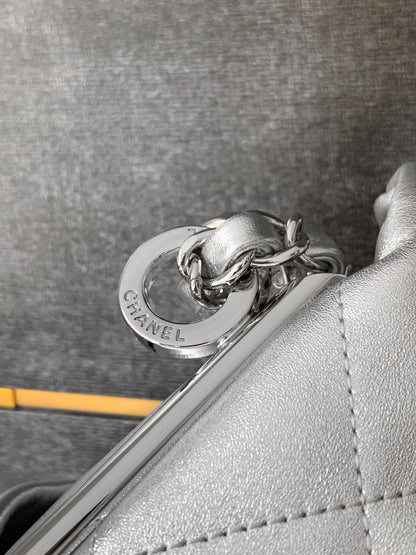CHANEL Vintage Hobo Bag 40cm Silver Metalic Lambskin Silver Hardware