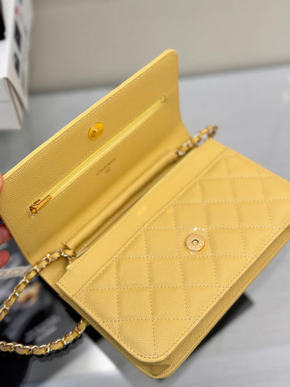 CHANEL WOC 19CM LIME CAVIAR GOLD HARDWARE