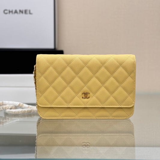 CHANEL WOC 19CM LIME CAVIAR GOLD HARDWARE