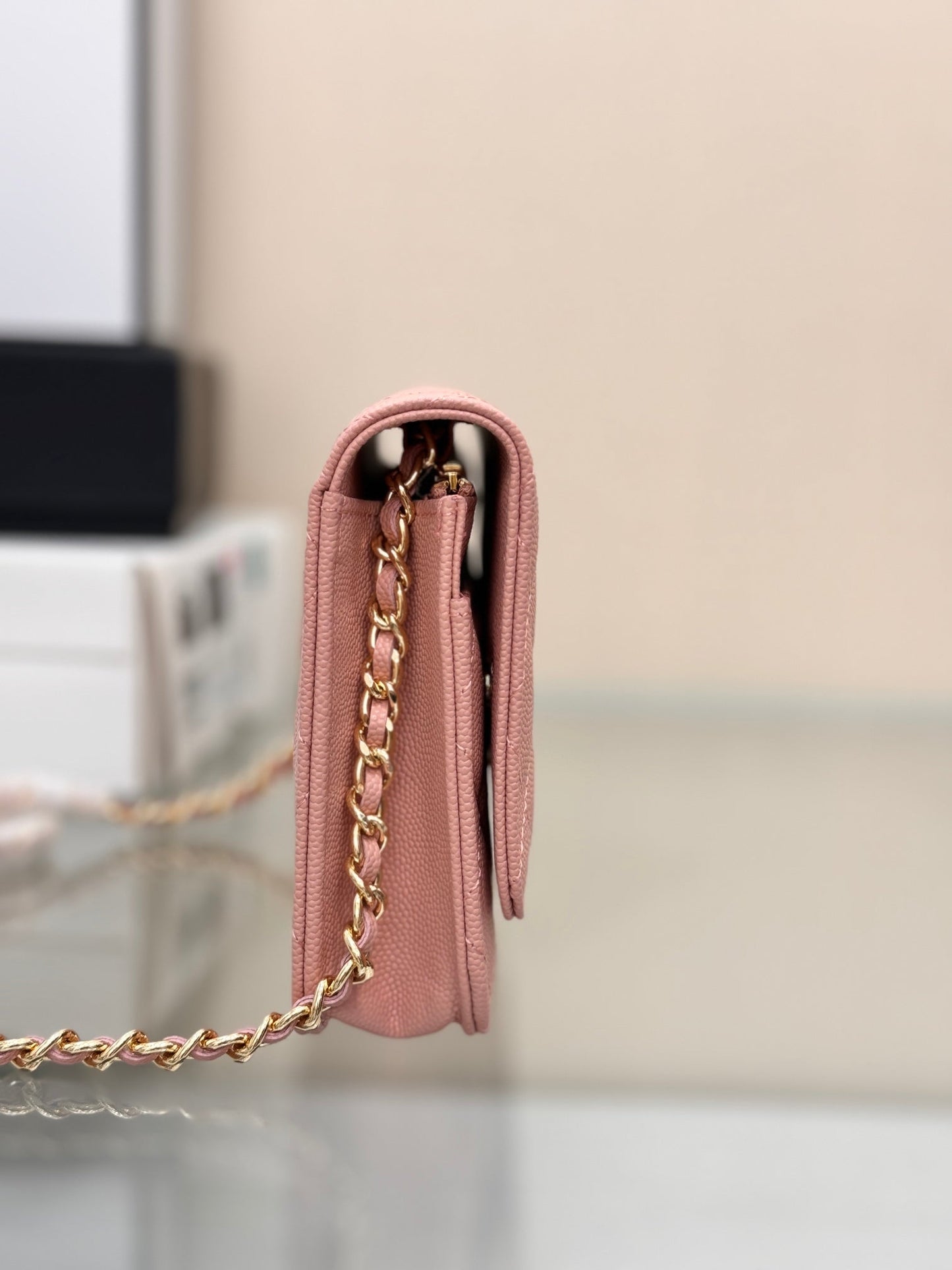 CHANEL WOC 19CM LIGHT PINK CAVIAR GOLD HARDWARE