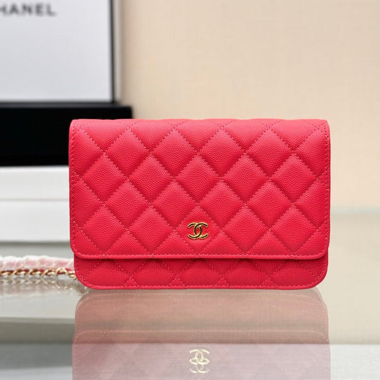 CHANEL WOC 19CM RED CAVIAR GOLD HARDWARE