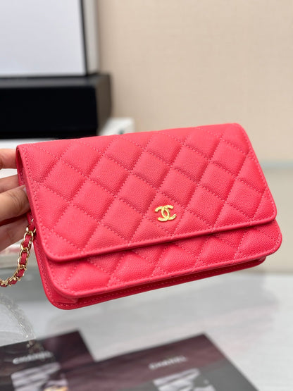 CHANEL WOC 19CM RED CAVIAR GOLD HARDWARE