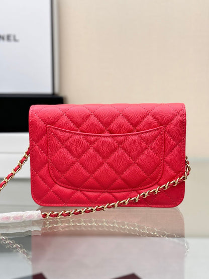 CHANEL WOC 19CM RED CAVIAR GOLD HARDWARE