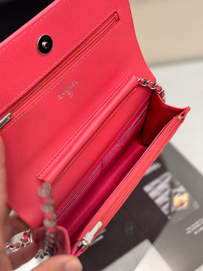 CHANEL WOC 19CM RED CAVIAR SILVER HARDWARE