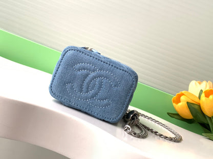 CHANEL 24K Vanity 11cm Blue Denim Silver Hardware