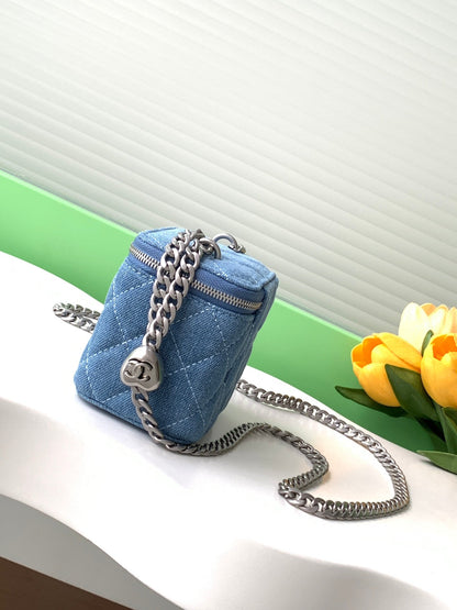 CHANEL 24K Vanity 11cm Blue Denim Silver Hardware