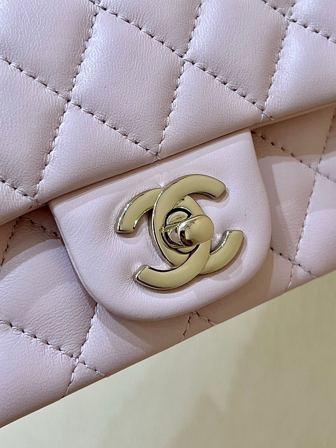 CHANEL 24K Mini Flap Bag 18cm Light Pink Lambskin Gold Hardware
