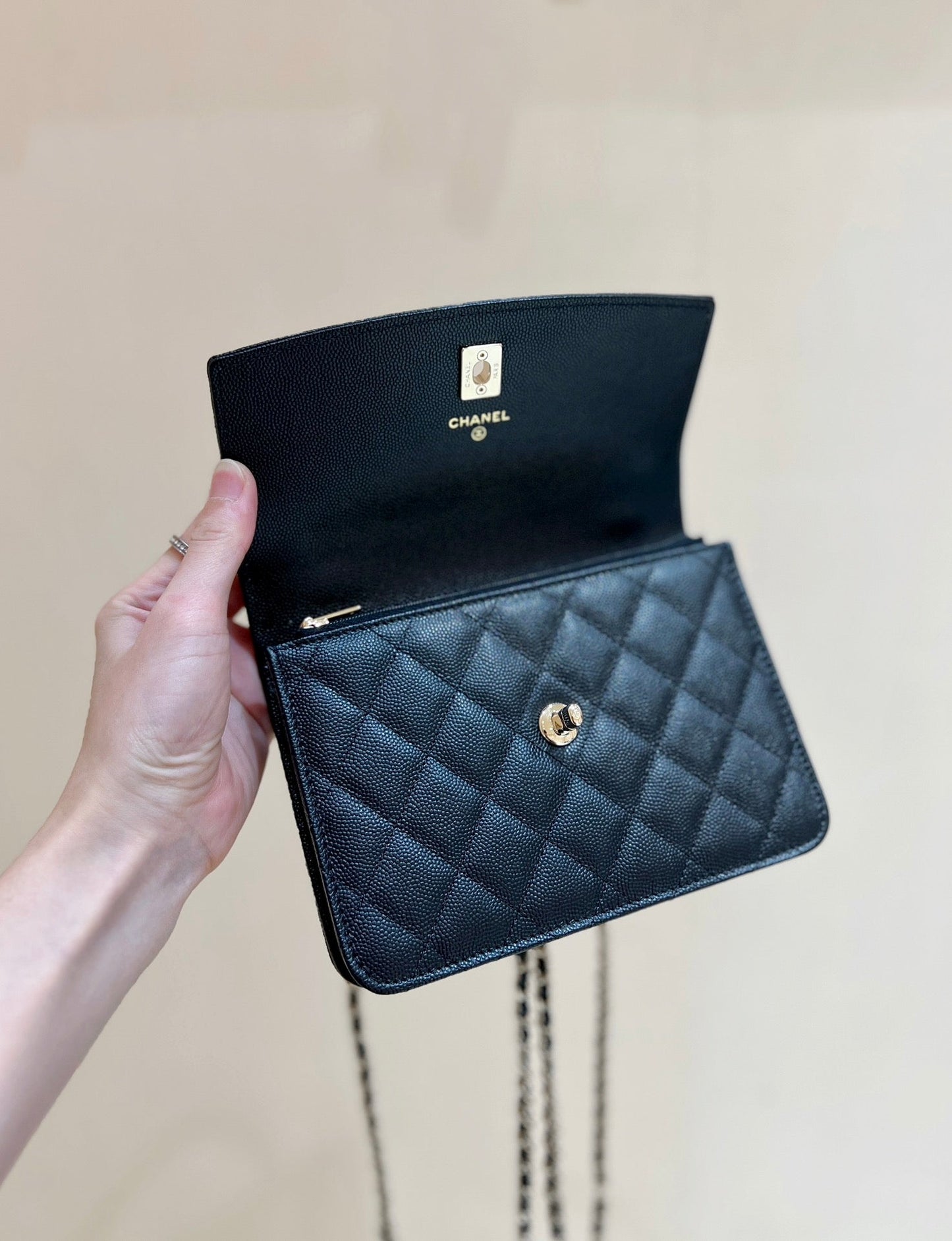 CHANEL 25C Mini Woc 18cm Black Grained Calfskin Gold Hardware