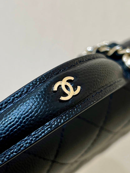 CHANEL 25C Mini Woc 18cm Black Grained Calfskin Gold Hardware