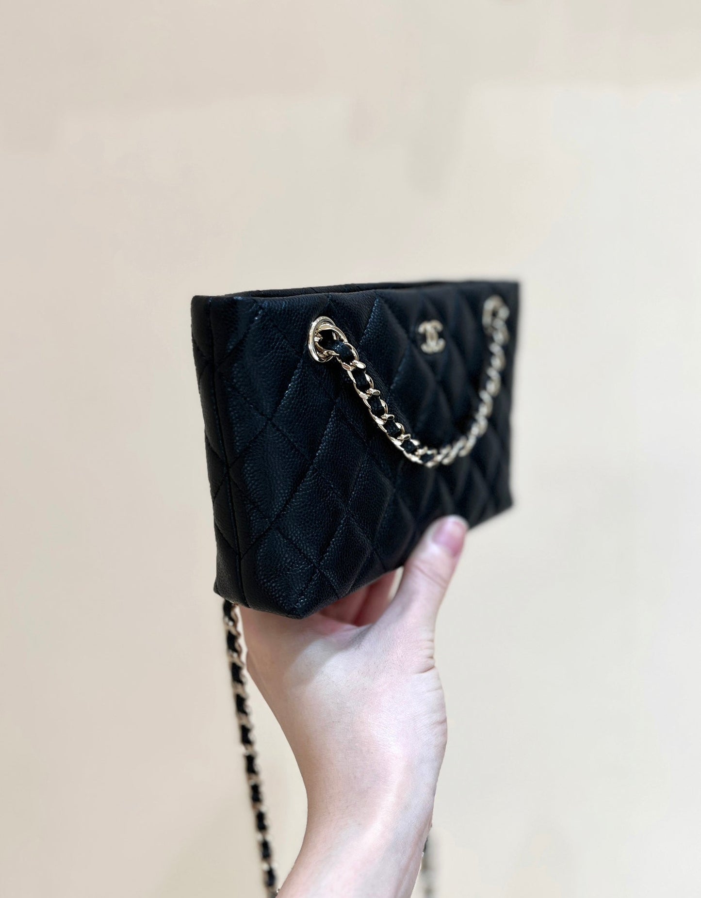 CHANEL 25C Small Tote 17cm Black Grained Calfskin