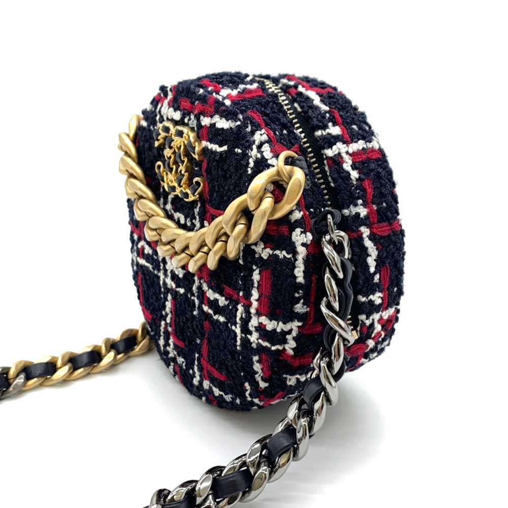 Chanel Tweed Round Clutch Mini Chain Shoulder Bag Crossbody in New Condition