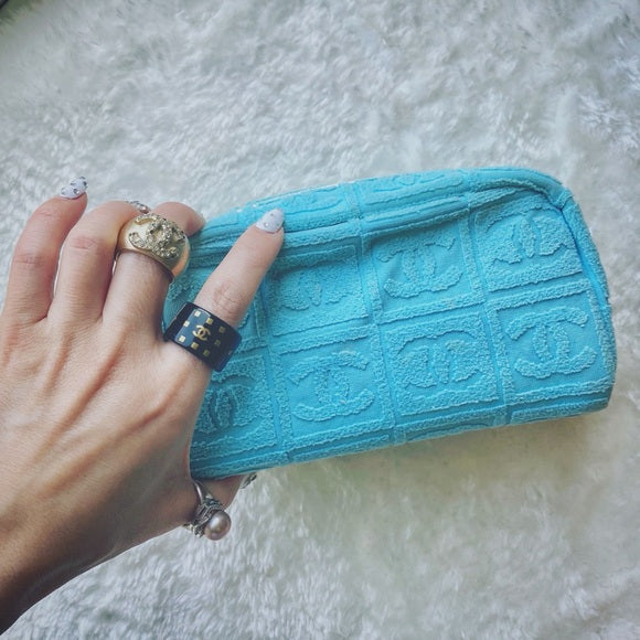CHANEL Towel texture small pochette