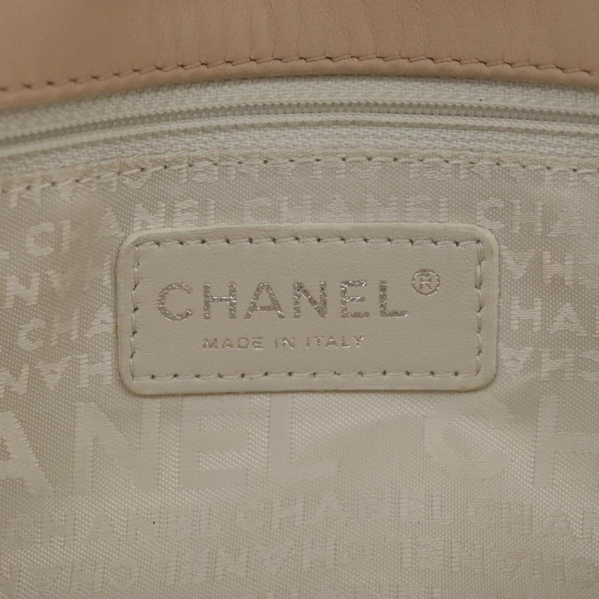 CHANEL Matelasse Chain Shoulder Bag Caviar Skin Pink CC PP047