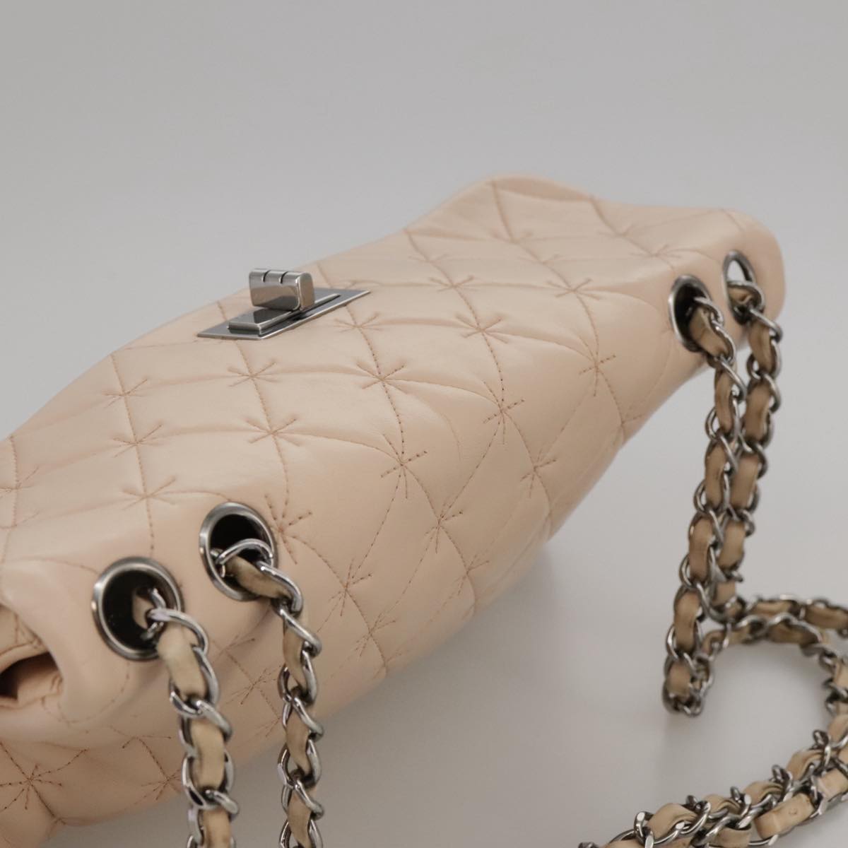 CHANEL Matelasse Chain Shoulder Bag Caviar Skin Pink CC PP047