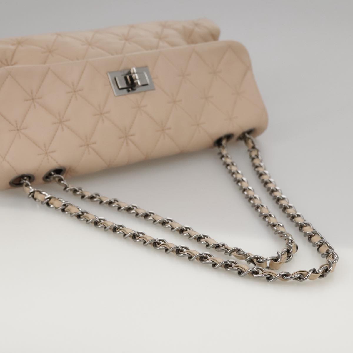 CHANEL Matelasse Chain Shoulder Bag Caviar Skin Pink CC PP047