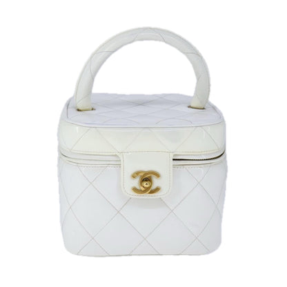CHANEL Matelasse Vanity Cosmetic Pouch Patent leather White Gold CC PP147