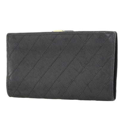 Chanel null Leather 2 in New Condition