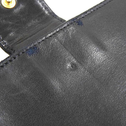 Chanel null Leather 2 in New Condition