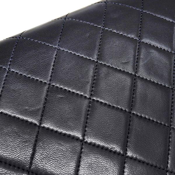 Chanel null Leather Crossbody Bag A03568