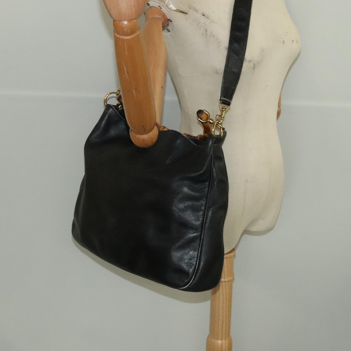 GUCCI Bamboo Shoulder Bag Leather 2way Black Gold 001.123.1577  th5460