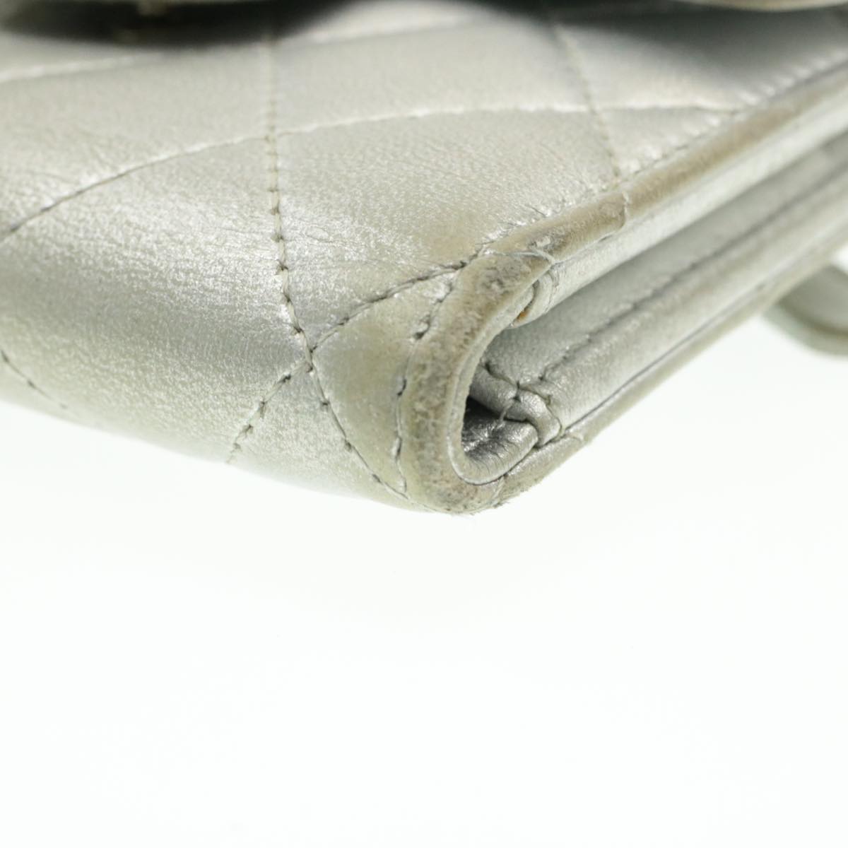 CHANEL Matelasse Bifold Wallet Silver CC cr620