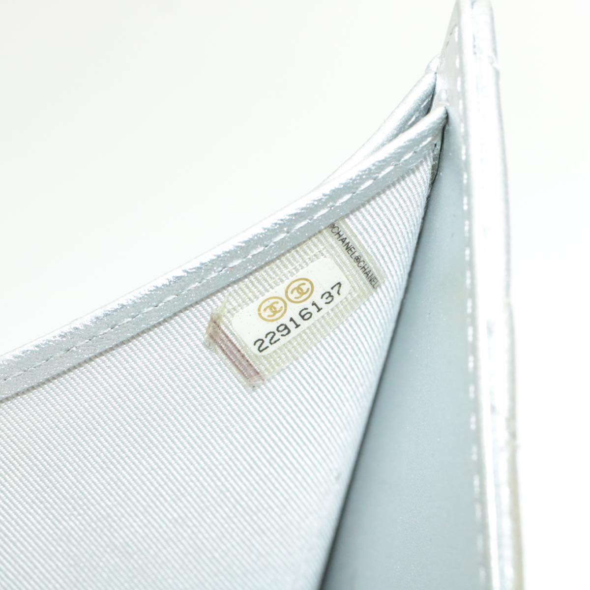 CHANEL Matelasse Bifold Wallet Silver CC cr620