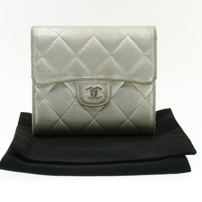 CHANEL Matelasse Bifold Wallet Silver CC cr620