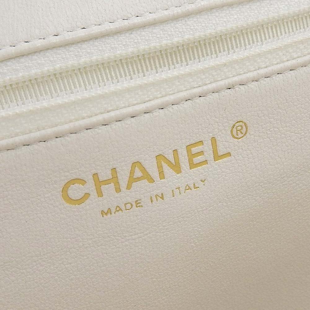 Chanel Caviar Skin Vintage Shoulder Bag