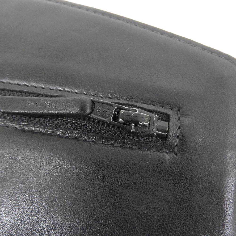 Chanel Caviar Skin Chain Wallet A13509